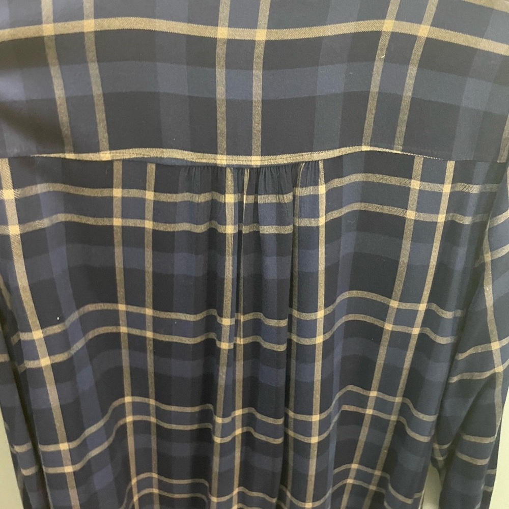 Plaid Button Up Tunic - Picture 3 of 4